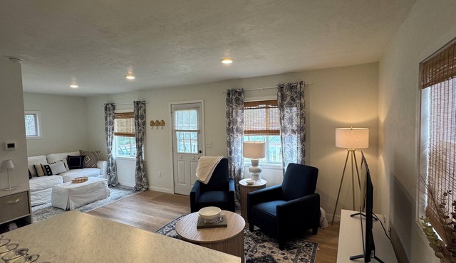 Charming Cottage conveniently located in Waupaca