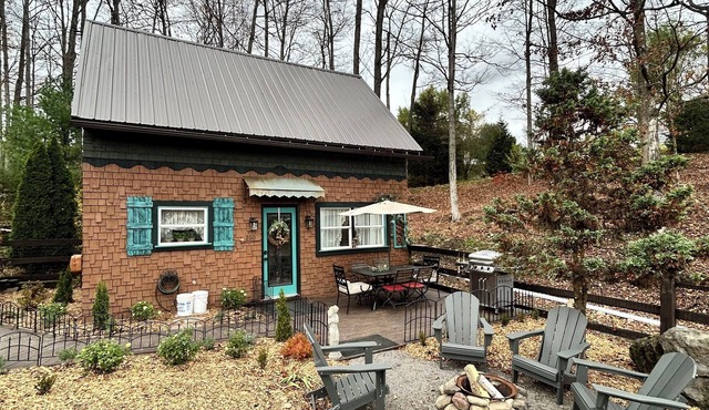 Charming Cottage Escape- Pets Welcome - Thistle Bach