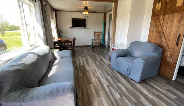 Charming Cottage Escape: Cozy Retreat in Mayfield Near Cavendish!