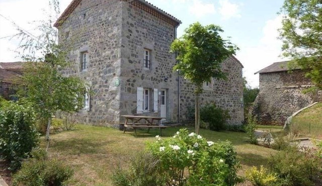 Charming Cottage for 4 in Joncherette, Near Allier Gorges and Pradelles