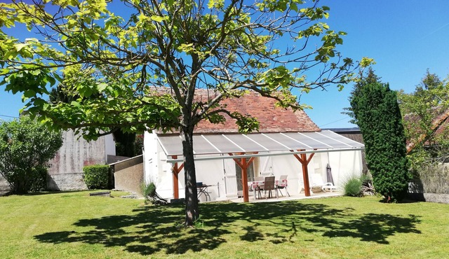 Charming Cottage 6km from La Roche-Posay - Terrace, Garden, Baby Equipment, Pet Friendly, Wifi