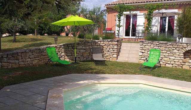Charming cottage with its private terrace and swimming pool