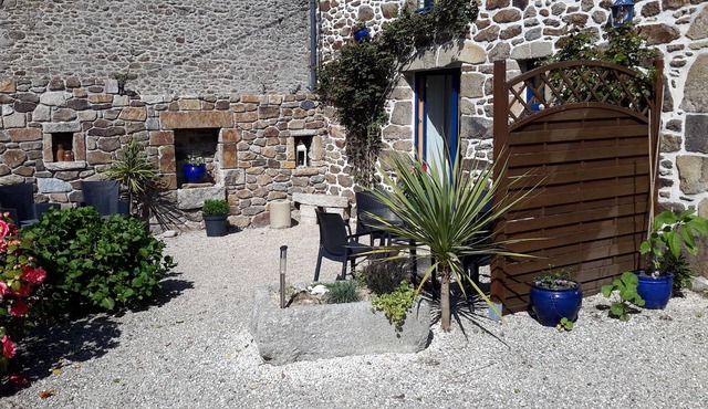 charming cottage in a quiet, beautiful setting a few kms from the sea, Parking, Wif, Ancv