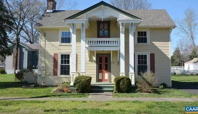 Charming Cottage in the Heart of Gordonsville