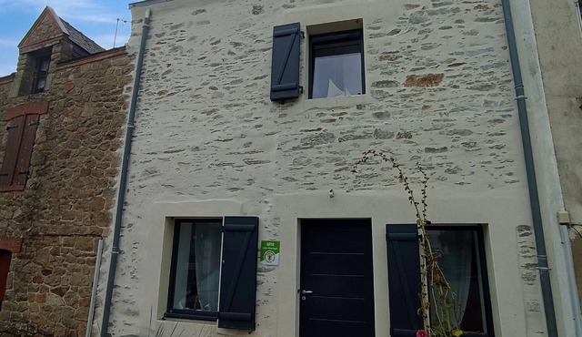 Charming cottage in Assérac, near sea, private garden, wifi