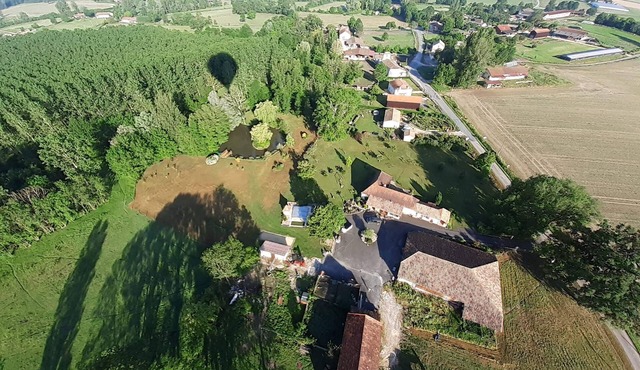 Charming cottage in beautiful Perigord, in the countryside, near Dordogne