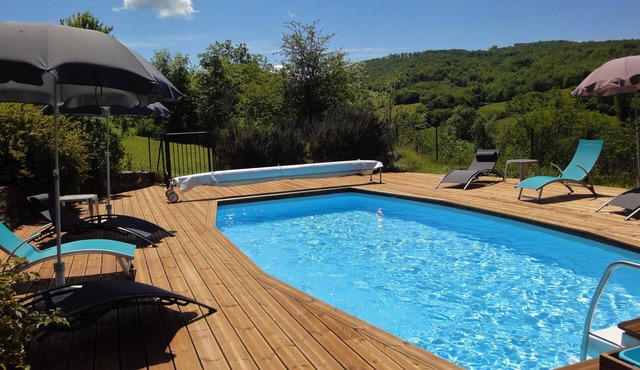 Charming cottage in black Périgord: "La Grange"