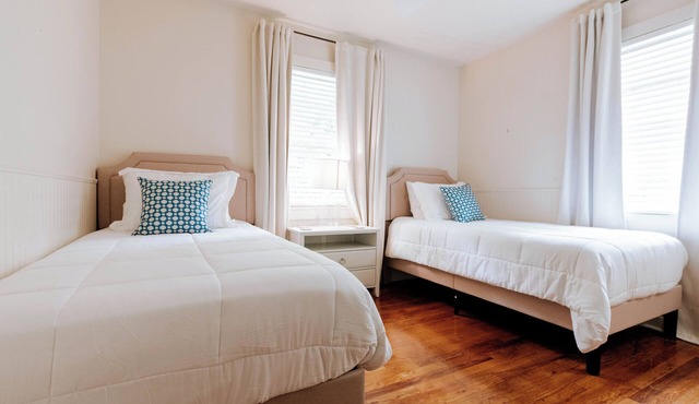 Charming Cottage in Crestline Park