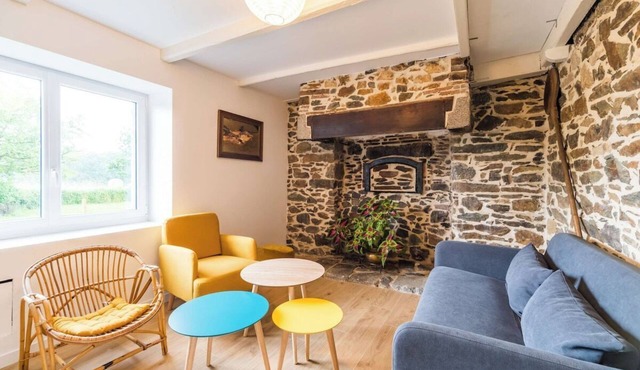 Charming cottage in the countryside (6 bedrooms)