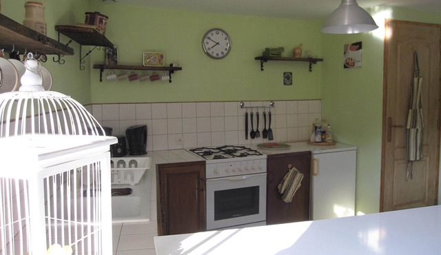 Charming cottage in LA PEFFERIE