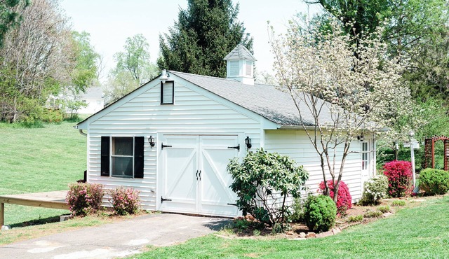 Charming cottage in Lynchburg close to the Blue Ridge Mountains & Liberty U