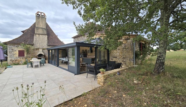 Charming cottage in Limeuil with Internet and parking