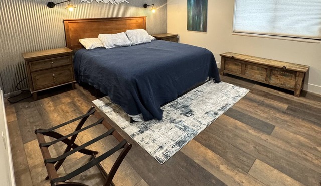 Charming cottage in lovely Billings with AC, WiFi