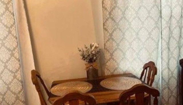 Charming cottage in lovely Merrimac next to Ski/Golf/Hiking/Breweries