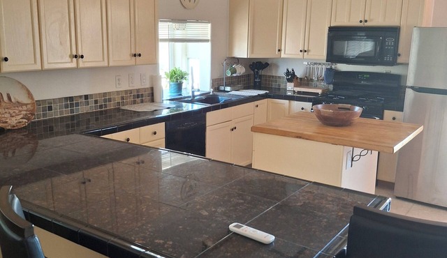 Charming cottage in rural Camp Verde with AC, WiFi