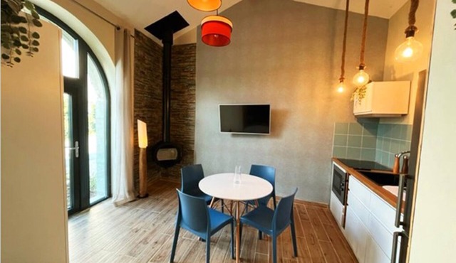 Charming cottage "le Nid de Raymond" located in a picturesque village Montolieu