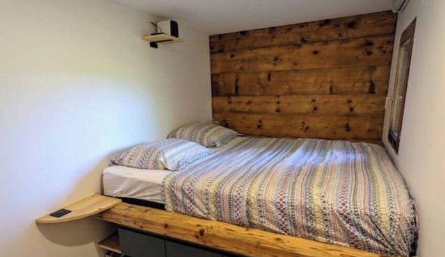 Charming cottage near the lake