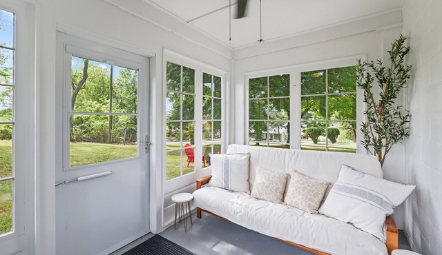 Charming cottage on 178 acres in Virginia's wine country.