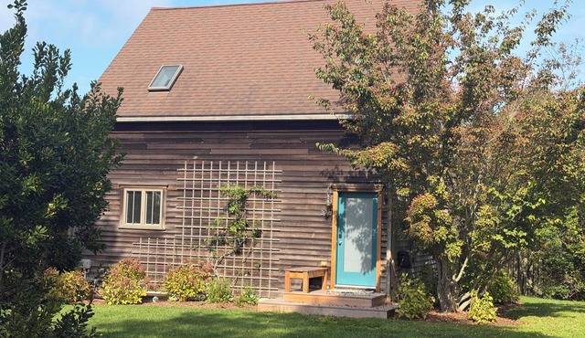 Charming cottage on Polpis Bike Path