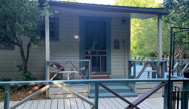 Charming cottage on private lake