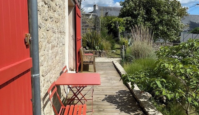 Charming cottage on the edge of the salt marshes