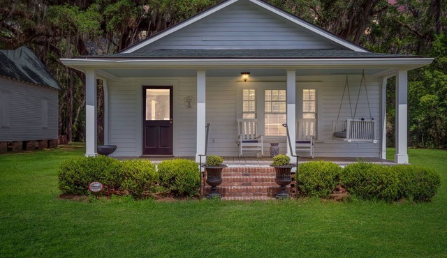 Charming Cottage on Historical Thomasville Estate Downtown