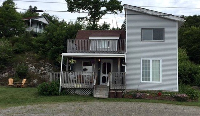 Charming Cottage Rental Overlooking the River near Saint John, New Brunswick