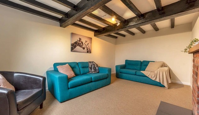 Charming Cottage Stunning Views - Pass the Keys