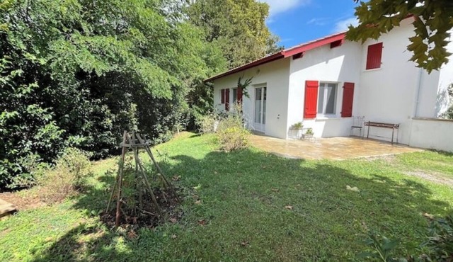 Charming cottage Sauna Garden Private parking