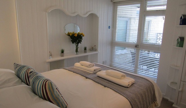 Charming Cottage Style Holiday Apartment St Ives