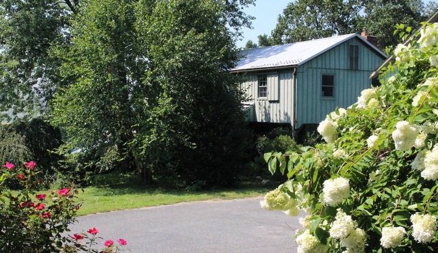 Charming Cottage Farm Loft