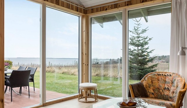 Charming cottage with a view of the fjord.