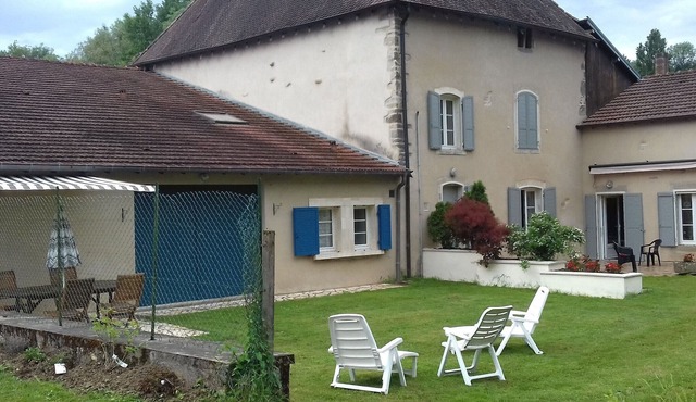 Charming Cottage with Fireplace, Terrace, and Baby Amenities near Bourbonne-les-Bains