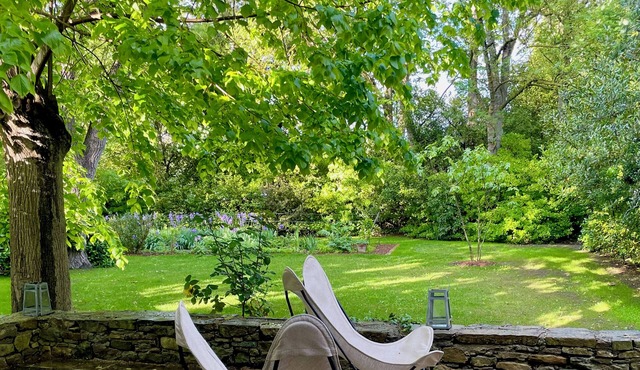 Charming cottage with swimming pool in the Domaine de Montlaur in the heart of Cathar country