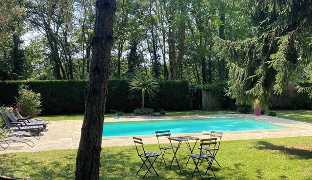 Charming cottage with private pool in Black Périgord