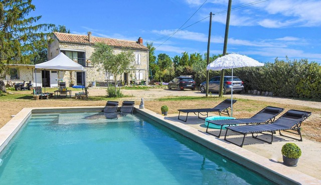 Charming cottage with shared pool and views of lavender fields.