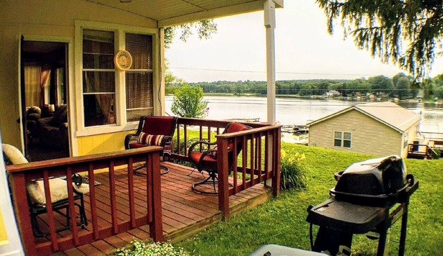 Charming Cottage with Stunning Bay Views & Water Access