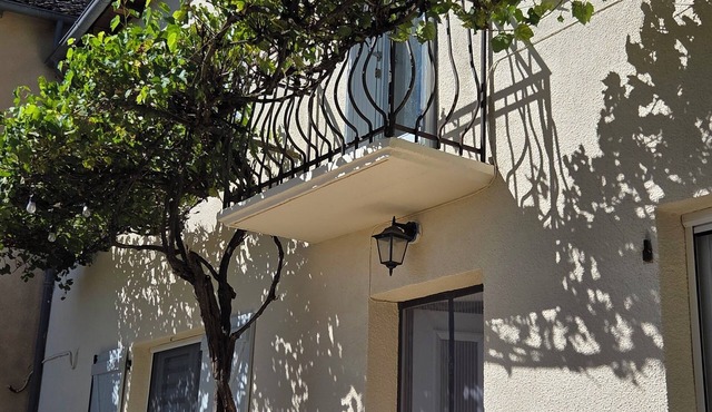 Charming country gîte with private Jacuzzi - relaxation guaranteed