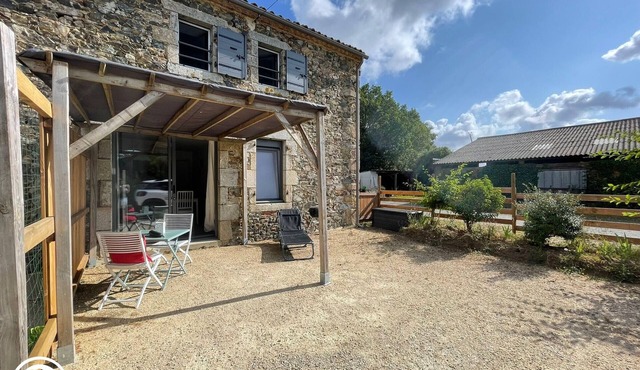 Charming countryside cottage near Puy du Fou