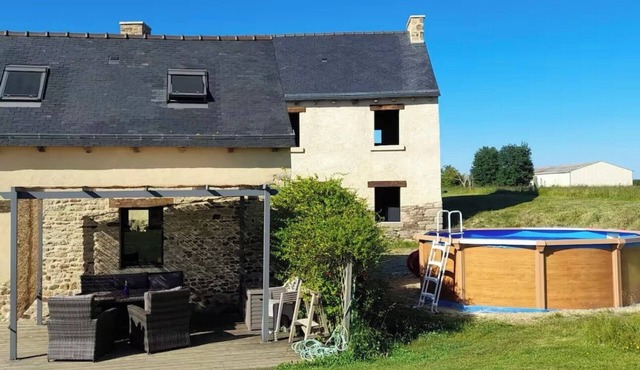 Charming country house with swimming pool