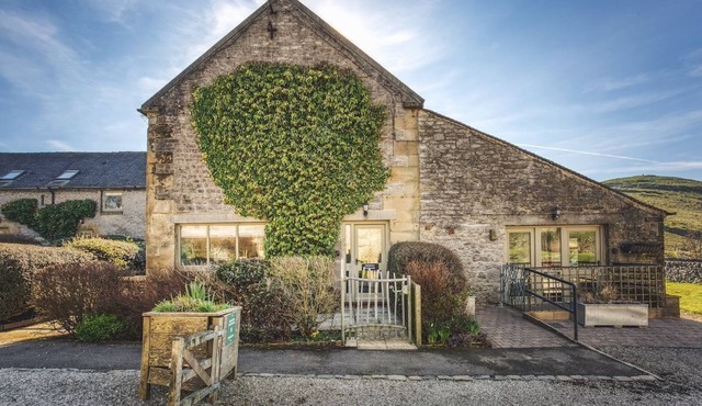 Charming country cottage with stunning views