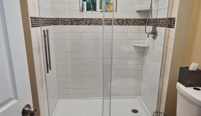 Charming country duplex with WiFi and AC in peaceful Wampum.