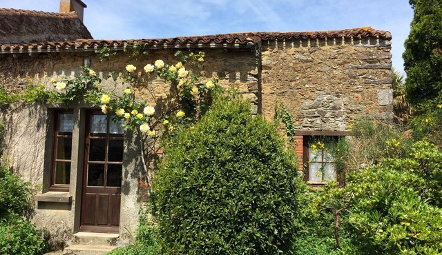 Charming Country Cottage with garden - Breuil Barret