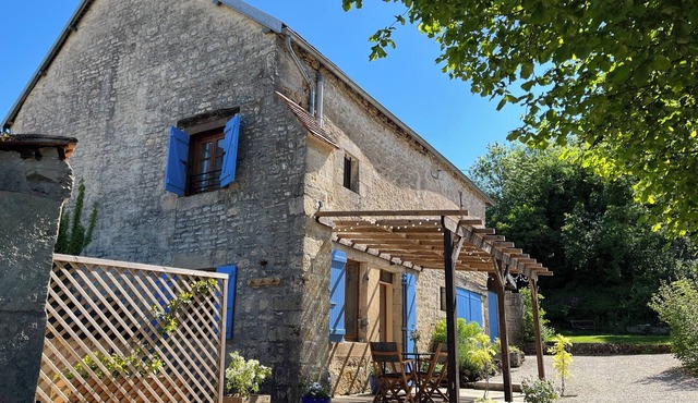 Charming country house with outdoor Nordic bath. Dogs welcome!