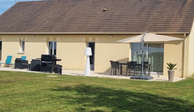 Charming Countryside Retreat - 4 Bedrooms, Garden, Near Château de Valençay & Beauval Zoo