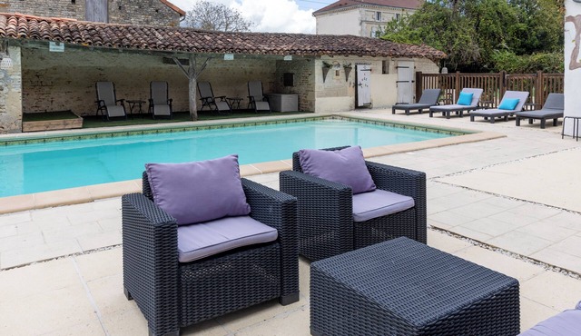 Charming country house with private heated pool & spacious garden.