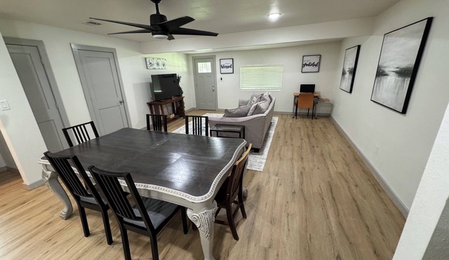 Charming Country Home with Pool - Unit B