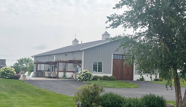 Charming Country Ranch Shouse