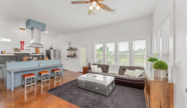 Charming Country Retreat Near Winery, and Brewery