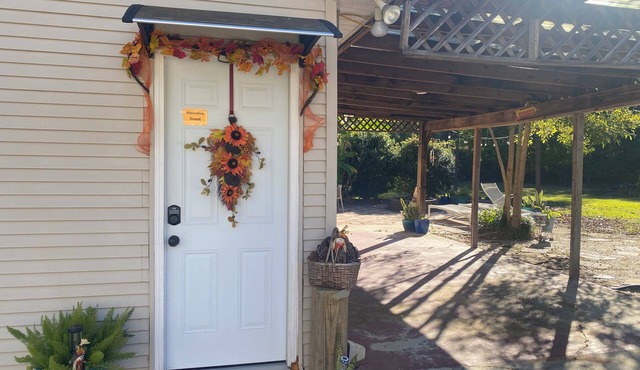 Charming country studio in Saint Amant with AC and Heat.